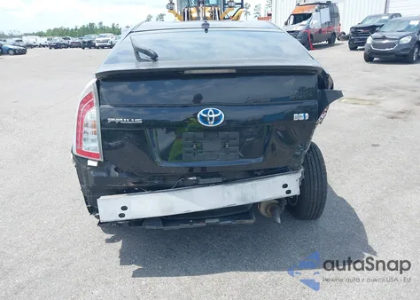 2014 Toyota Prius z USA, uszkodzony, nr VIN JTDKN3DUXE0369142